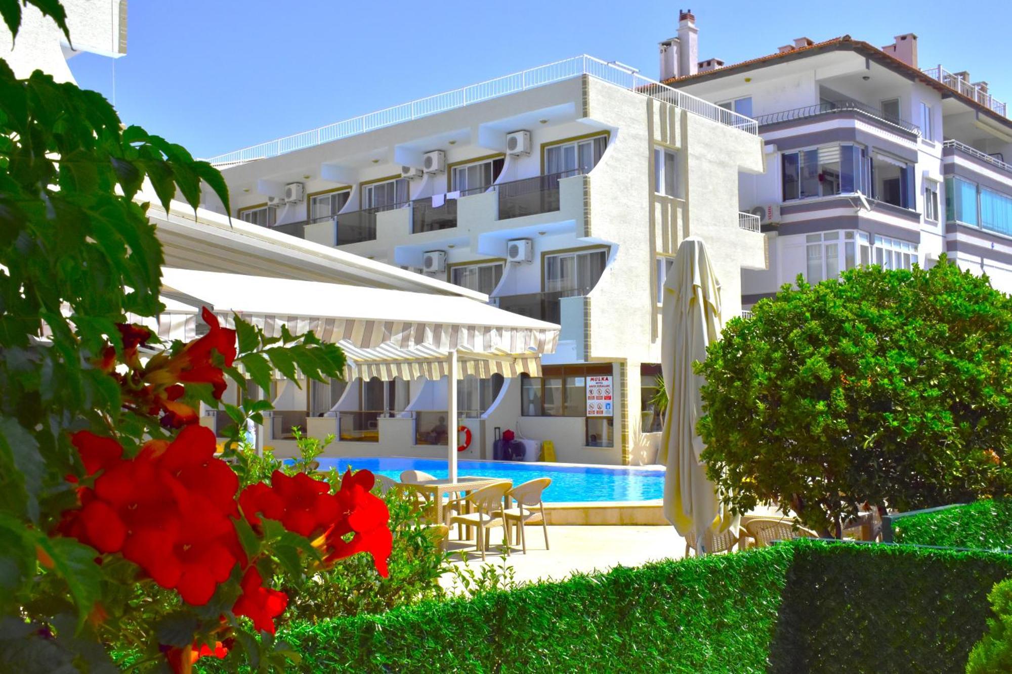 Mulka Hotel Айвалык Экстерьер фото